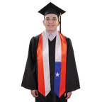 Chile graduation stole featuring the Chilean flag, perfect for graduation ceremonies and cultural celebrations.⠋